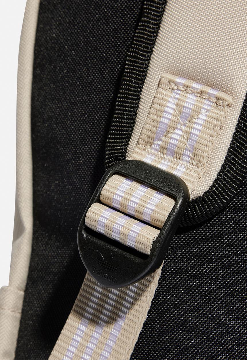 adidas Originals - Adicolor backpack - wonder beige