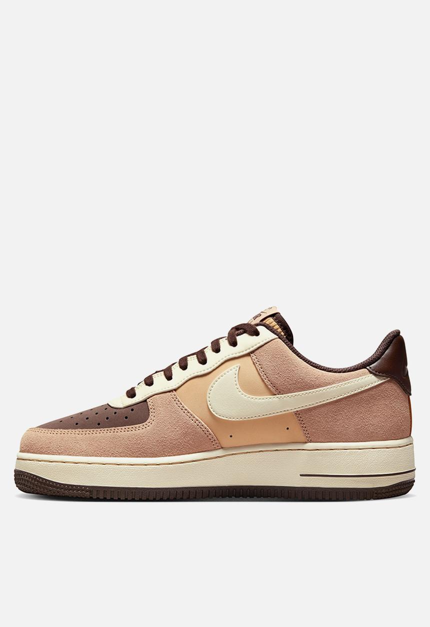 Nike - Air Force 1 '07 Lv8