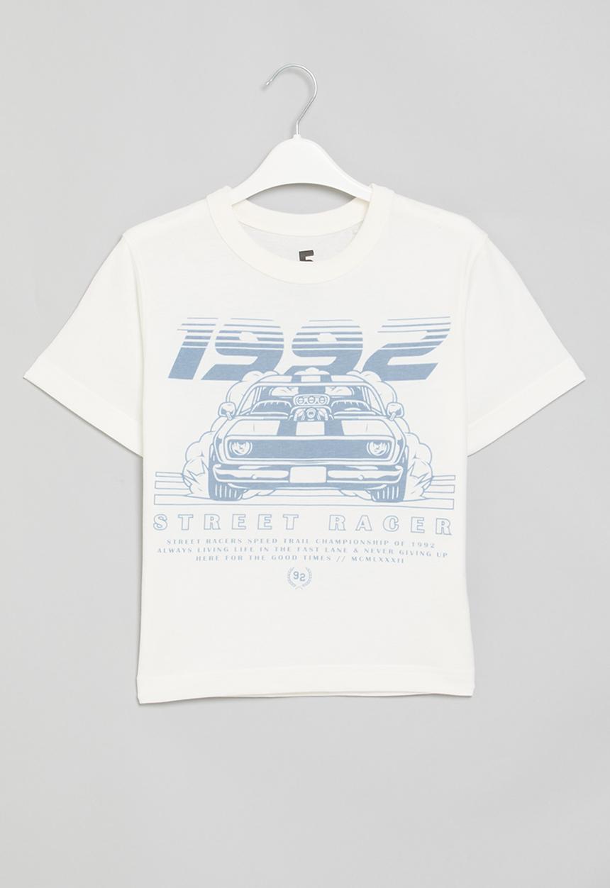 Cotton On - Jonny short sleeve print tee - vanilla/1992 street racer