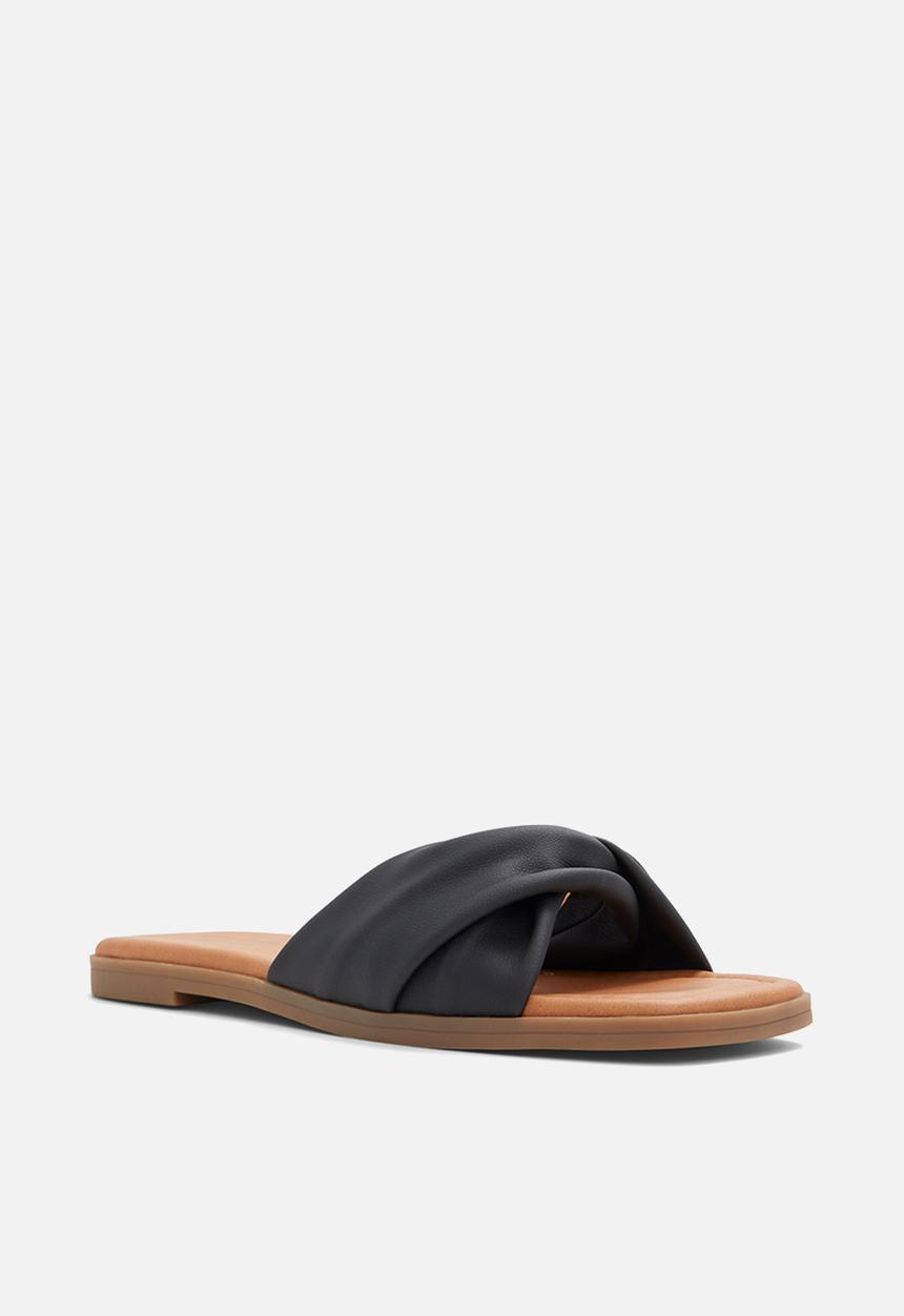 Call It Spring - Peaches slip-on sandal - black