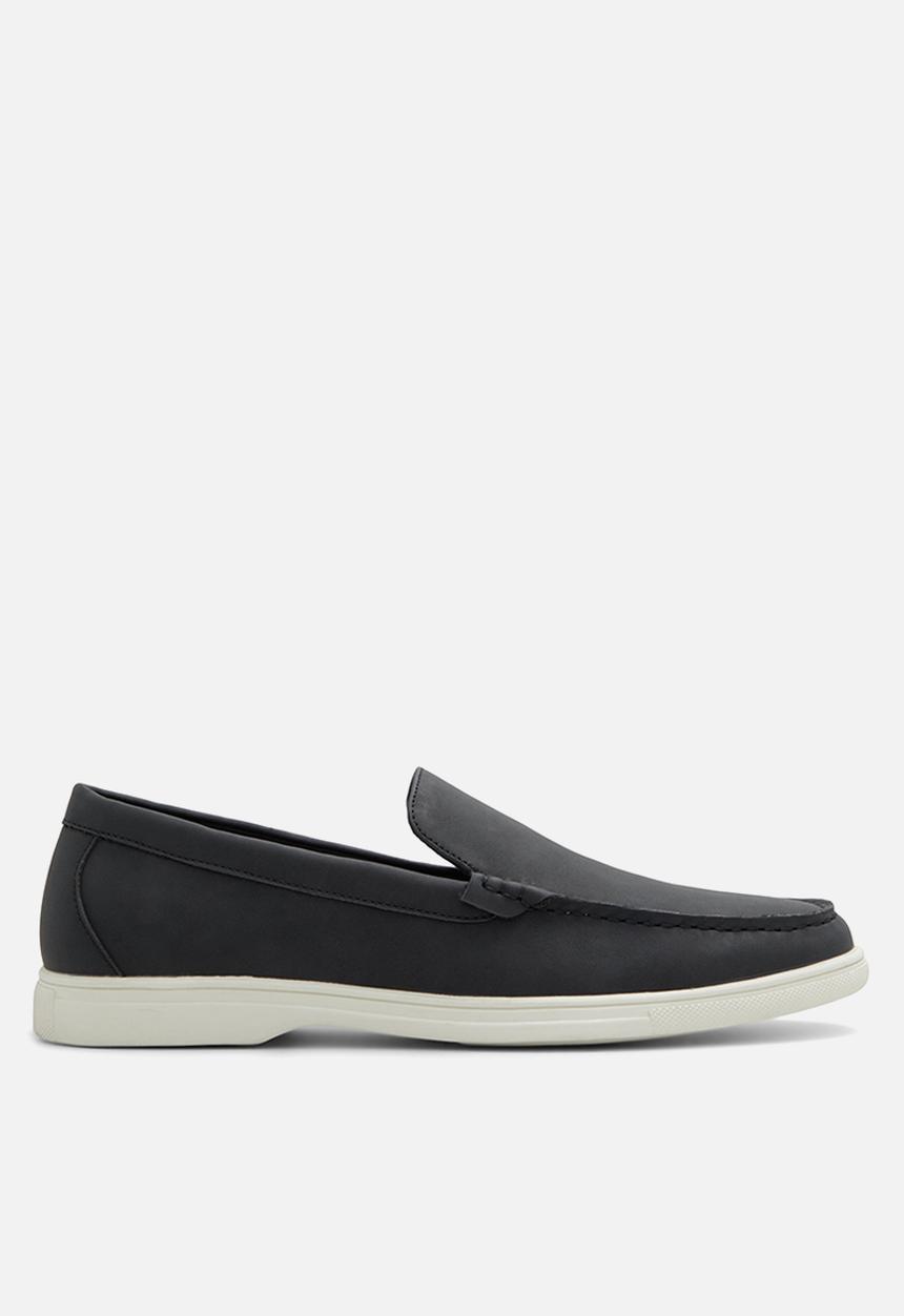 Call It Spring - Reilley - black