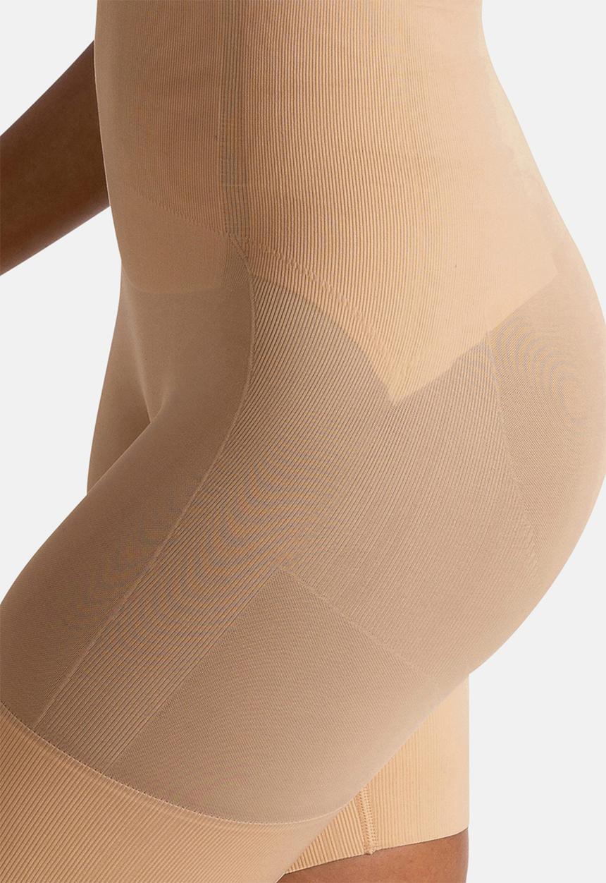 DORINA - Absolute sculpt high waist shorts - beige
