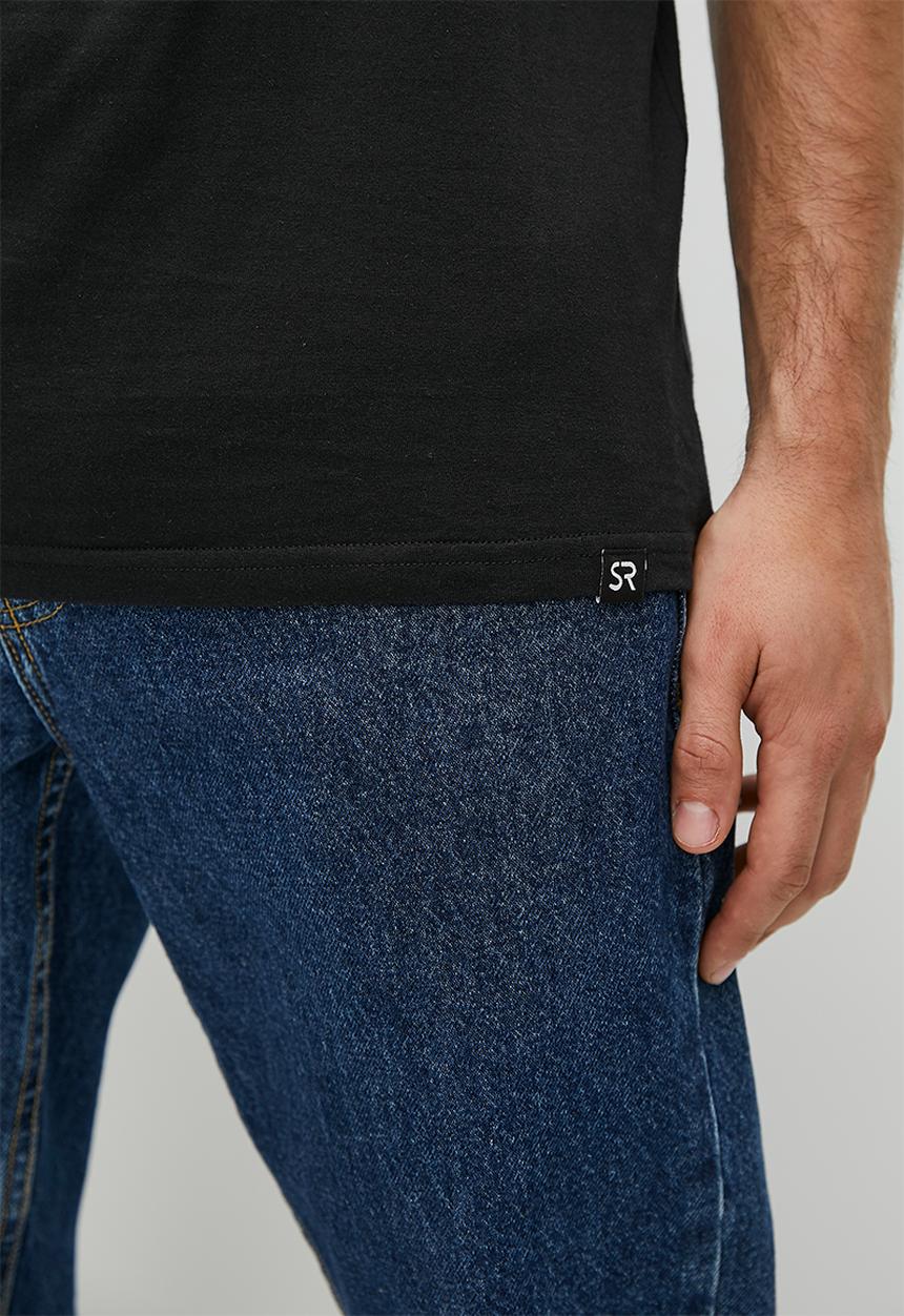 STYLE REPUBLIC - City revolve graphic tee - black