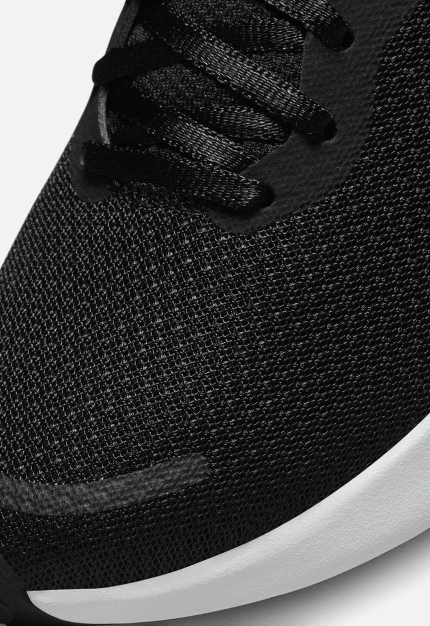 Nike - Revolution 7