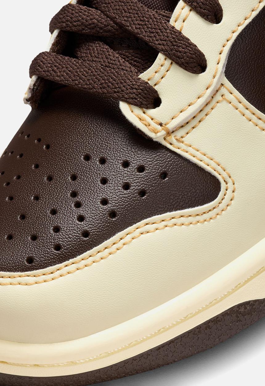 Nike - Nike Dunk High - Baroque Brown/Sesame-Coconut Milk