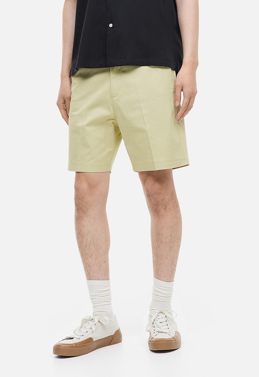 H&M - Regular fit chino shorts - light pistachio green