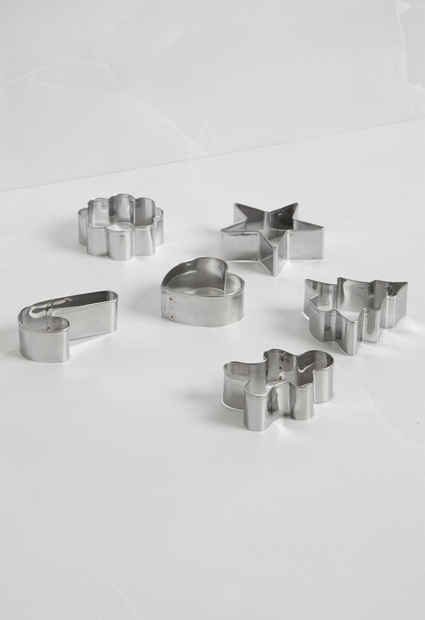 H&S - Festive cookie cutter set of 6 - silver