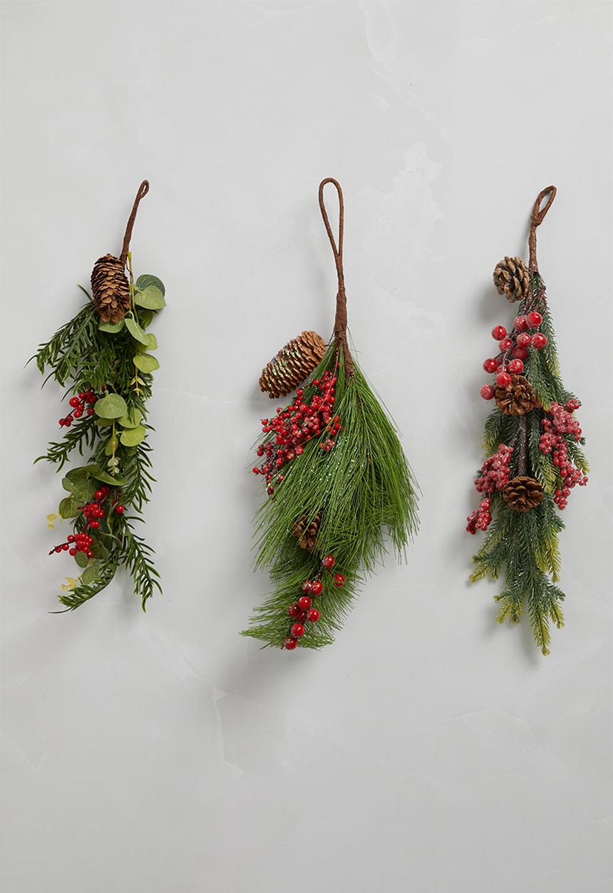 H&S - Red berry xmas tree décor set of 3 - green
