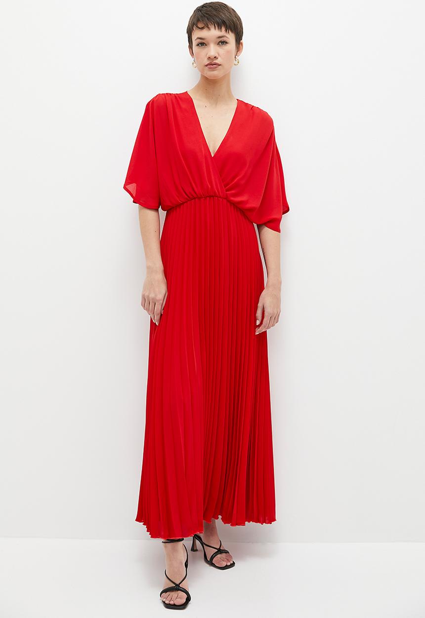edit - Pleated fit & flare dress - red