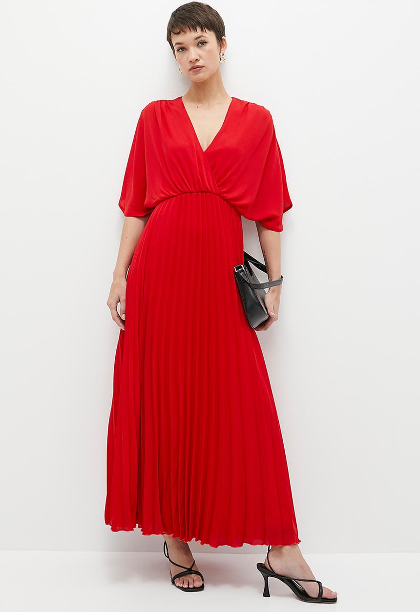 edit - Pleated fit & flare dress - red