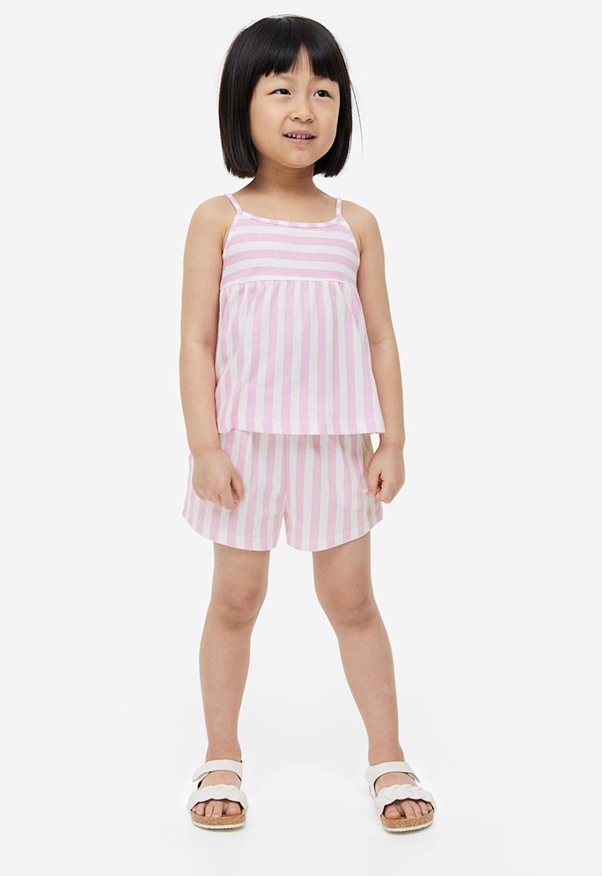 H&M - Patterned paper bag shorts - light pink striped
