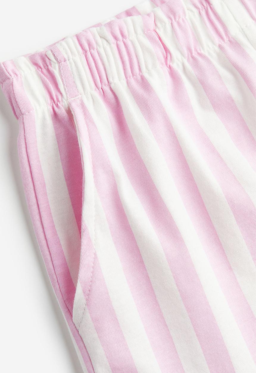 H&M - Patterned paper bag shorts - light pink striped