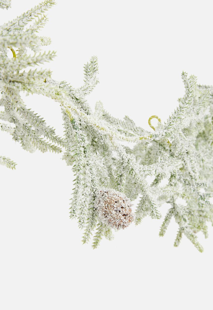 H&S - Leafy garland - snowy