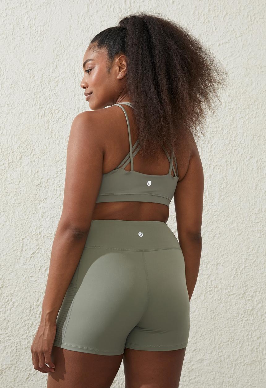 Cotton On - Ultra Luxe Pocket Shortie Short - Dusty Khaki