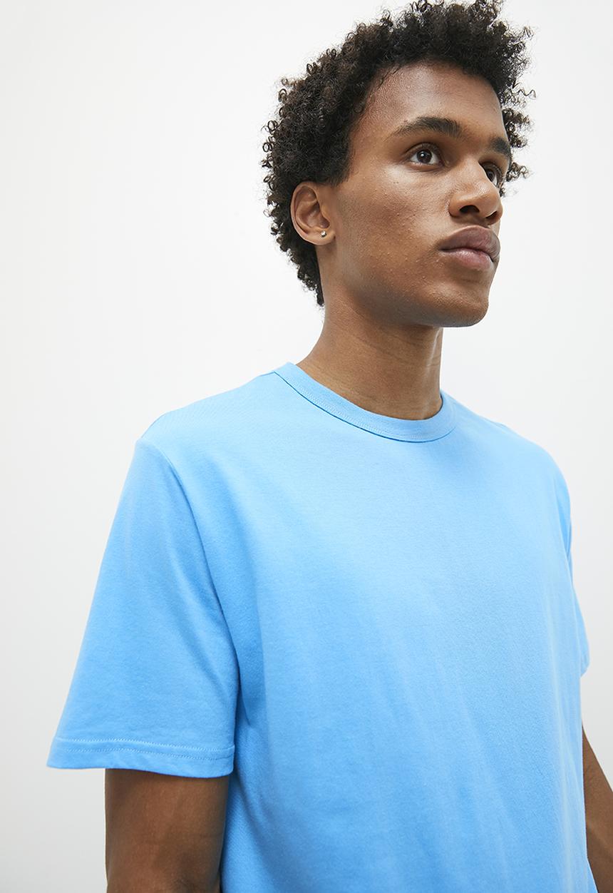 Superbalist - Aaron BCI relaxed fit tee - mid blue