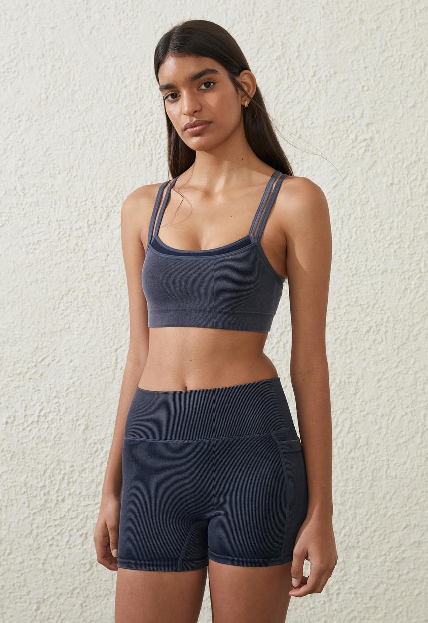 Cotton On - Seamless Pocket Shortie Short - Washed Oceanic Navy
