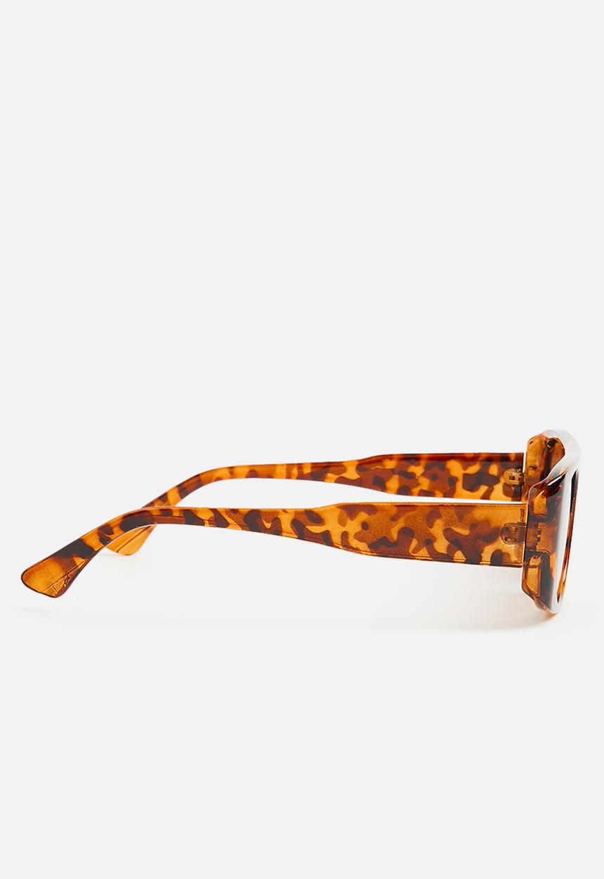 Superbalist - Amanda square sunglasses - brown