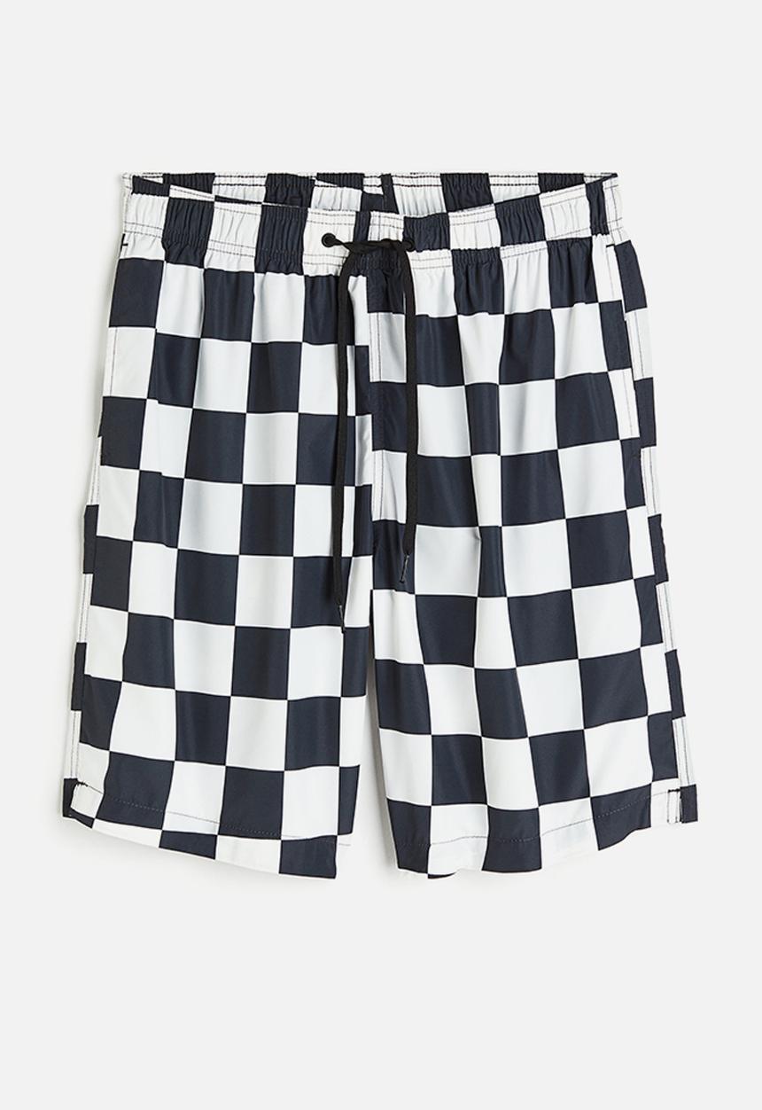 H&M - Patterned swim shorts - black/white checked
