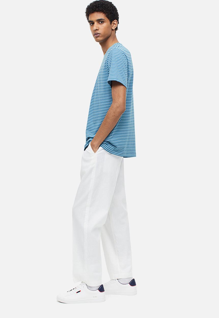 H&M - Slim fit round-necked t-shirt - blue/striped