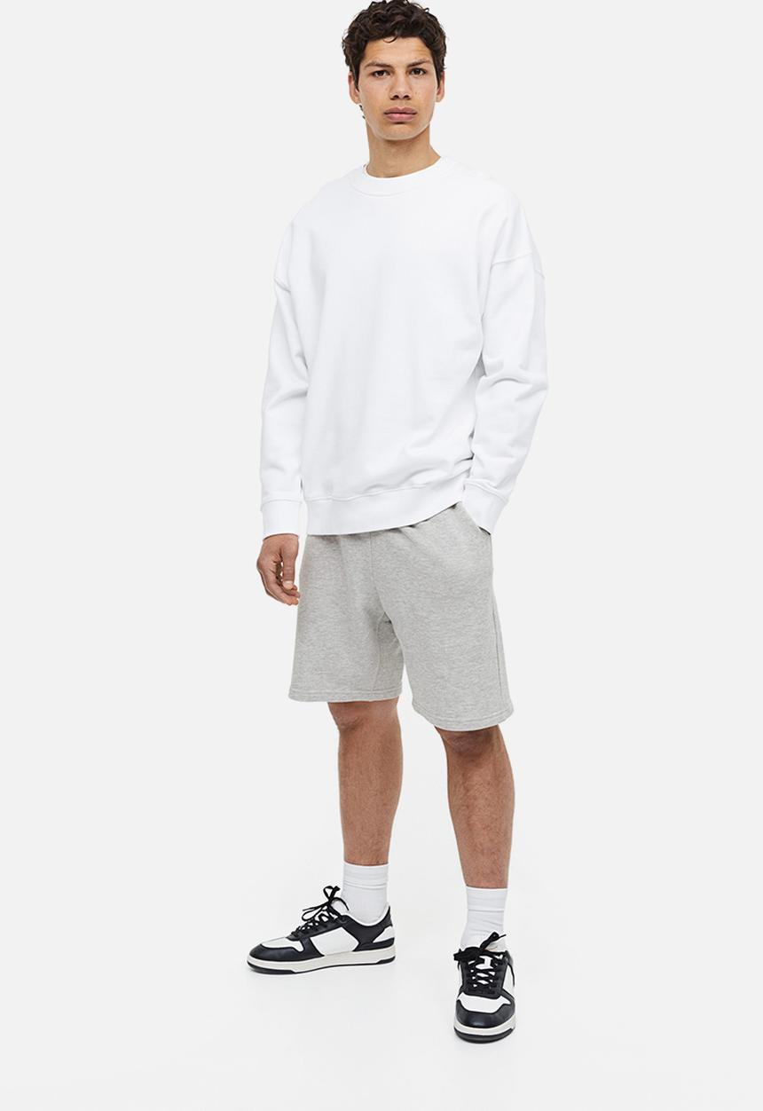 H&M - Regular fit sweatshorts - light grey marl