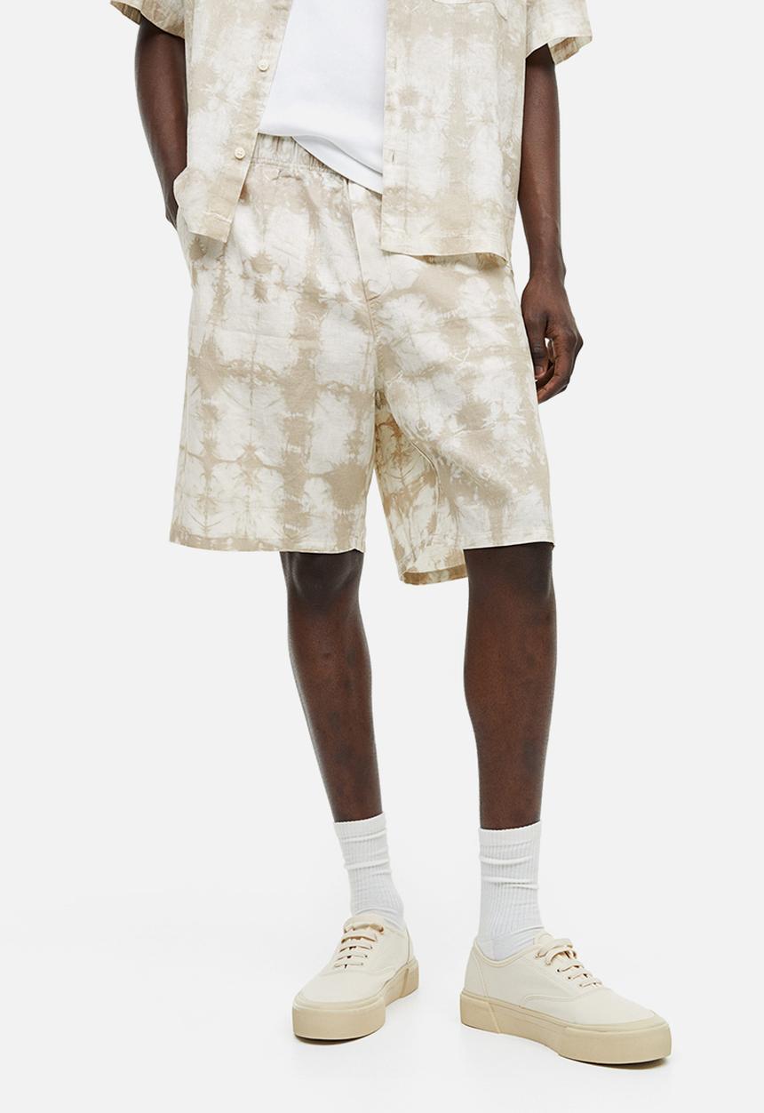 H&M - Relaxed fit linen-blend shorts - beige/white patterned