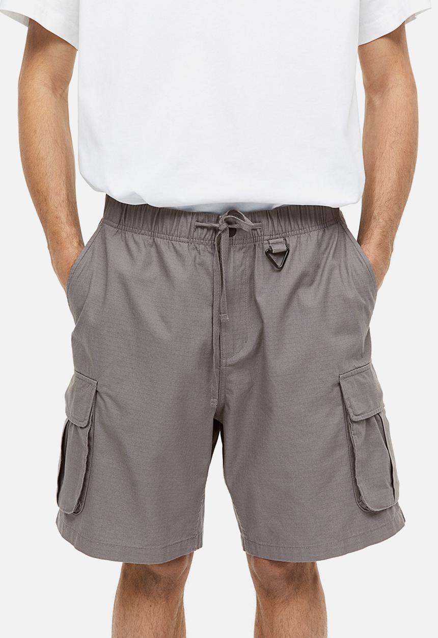 H&M - Relaxed fit ripstop cargo shorts - grey