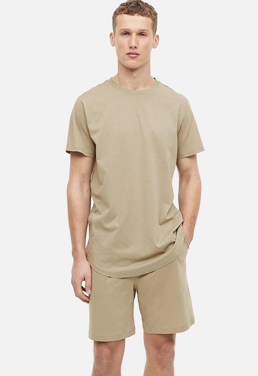 H&M - Regular fit pyjama t-shirt and shorts - light khaki green