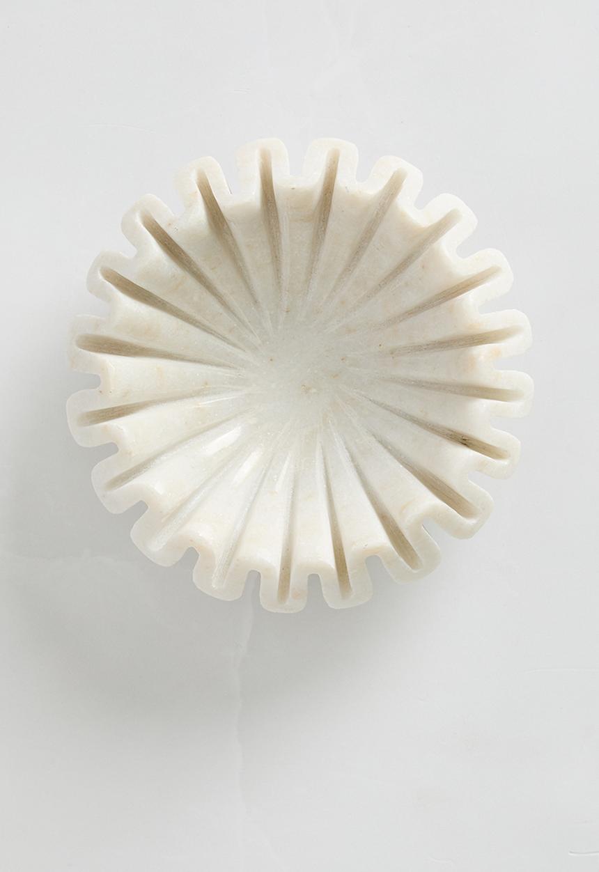 Sixth Floor - Ruffled marble bowl - white