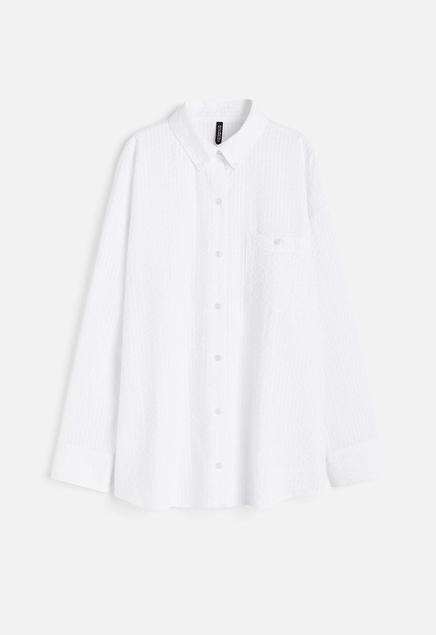 H&M - Oversized seersucker shirt - white