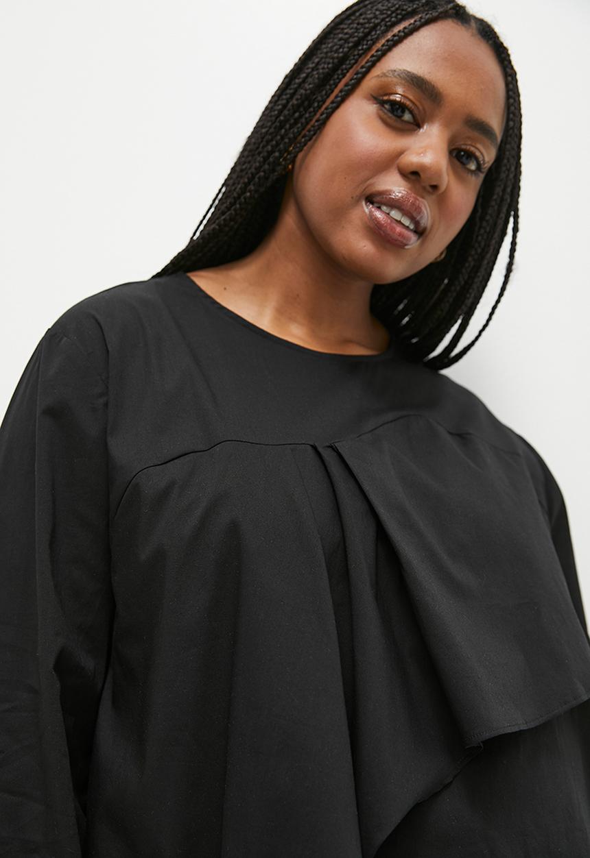 Superbalist - Asym frill wide sleeve shell - black