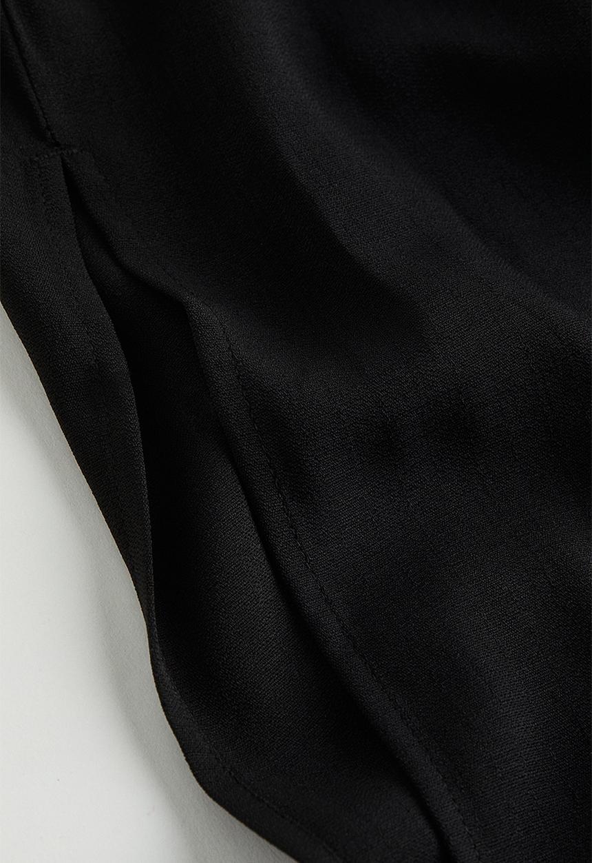 H&M - Crêpe slip dress - black