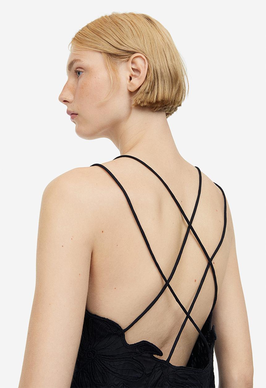 H&M - Embroidered top - black