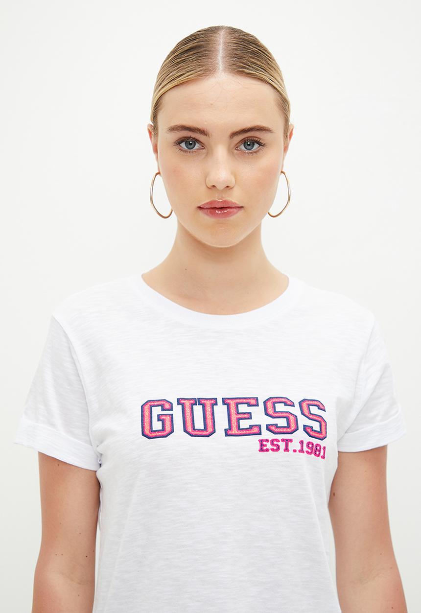 GUESS - Short sleeve cn college tee - pure white