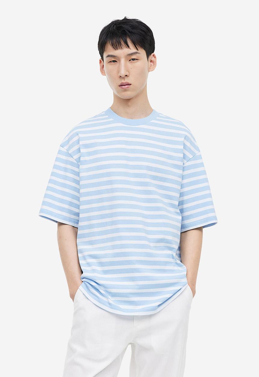 H&M - Relaxed fit cotton t-shirt - light blue & white striped