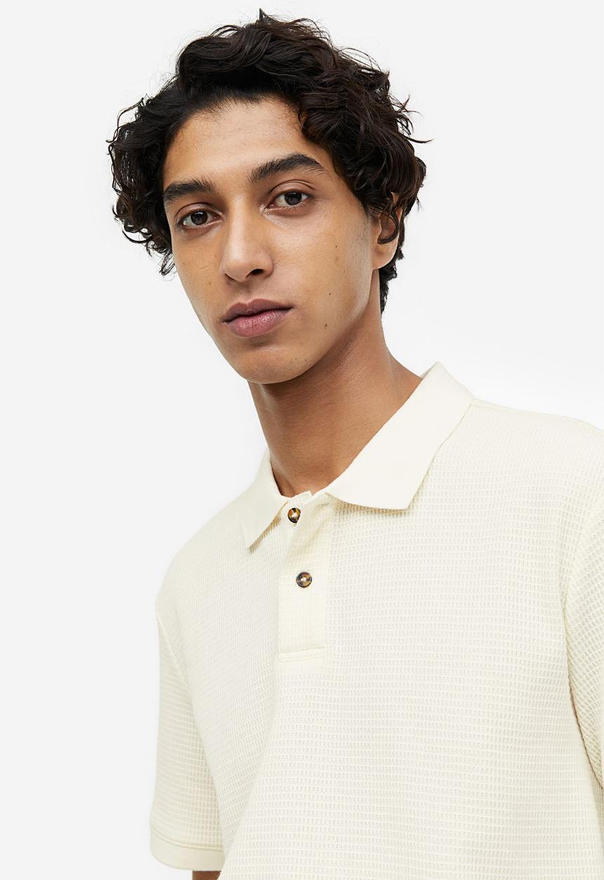 H&M - Slim fit waffled polo shirt - cream