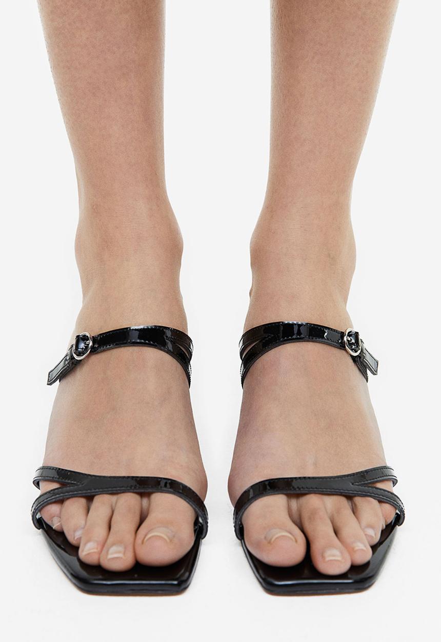 H&M - Sandals - black