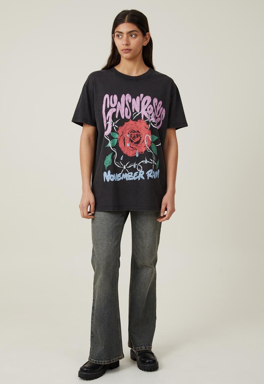 Cotton On - Plus Oversized Tee - Lcn Br Guns N Roses November Rain/Washed Black