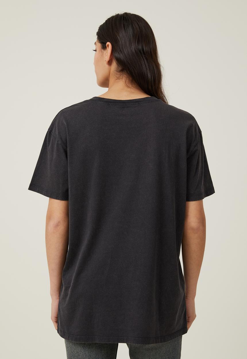 Cotton On - Plus Oversized Tee - Lcn Br Guns N Roses November Rain/Washed Black