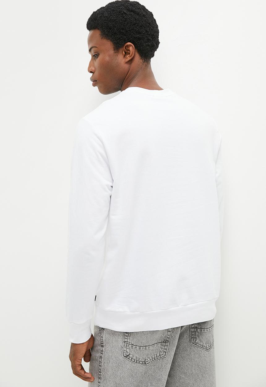 STYLE REPUBLIC - Michigan Crew neck graphic sweater - White