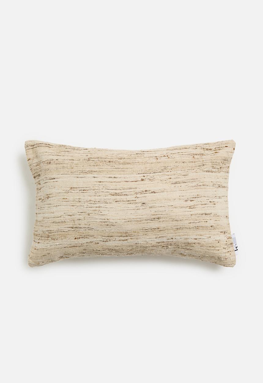 SF Collection - Zara cushion with inner- neutral