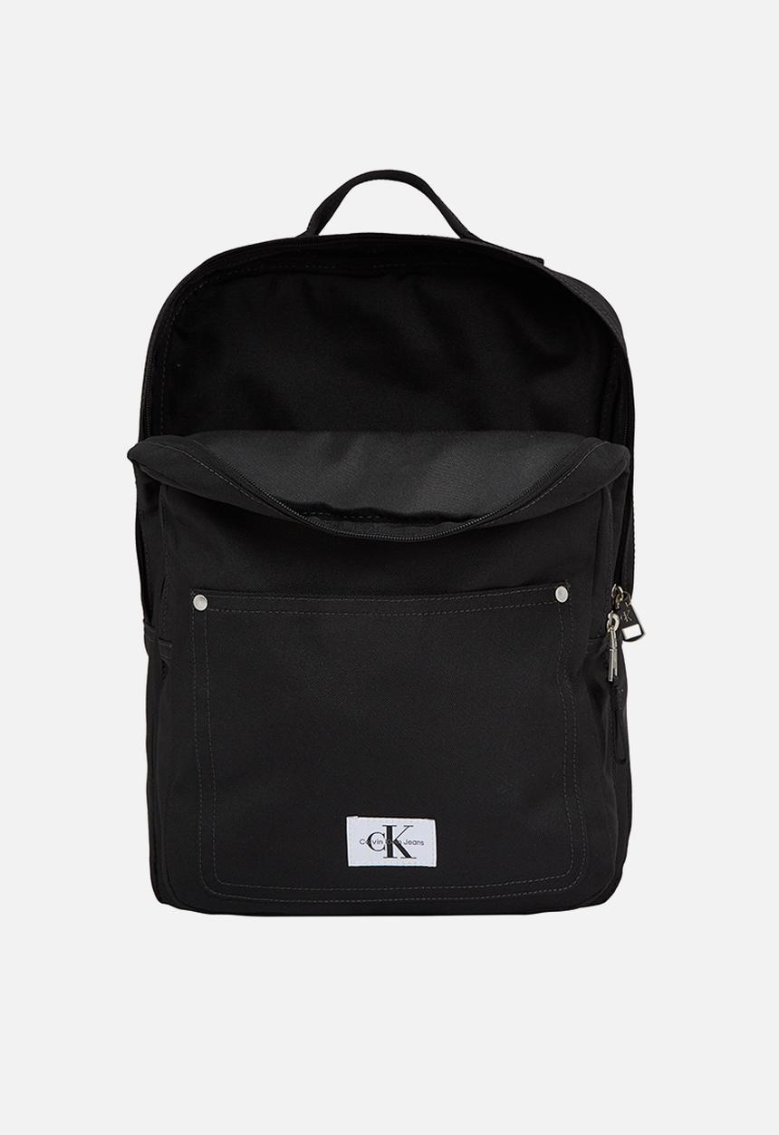 Calvin Klein - Sport essentials slim sq bp40 w - black