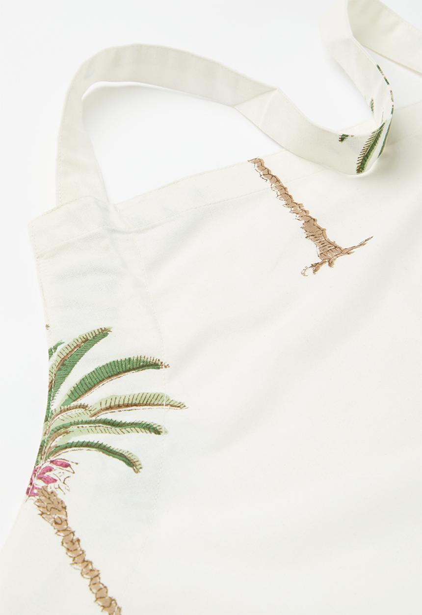Sixth Floor - Palms Plaza Apron - Green