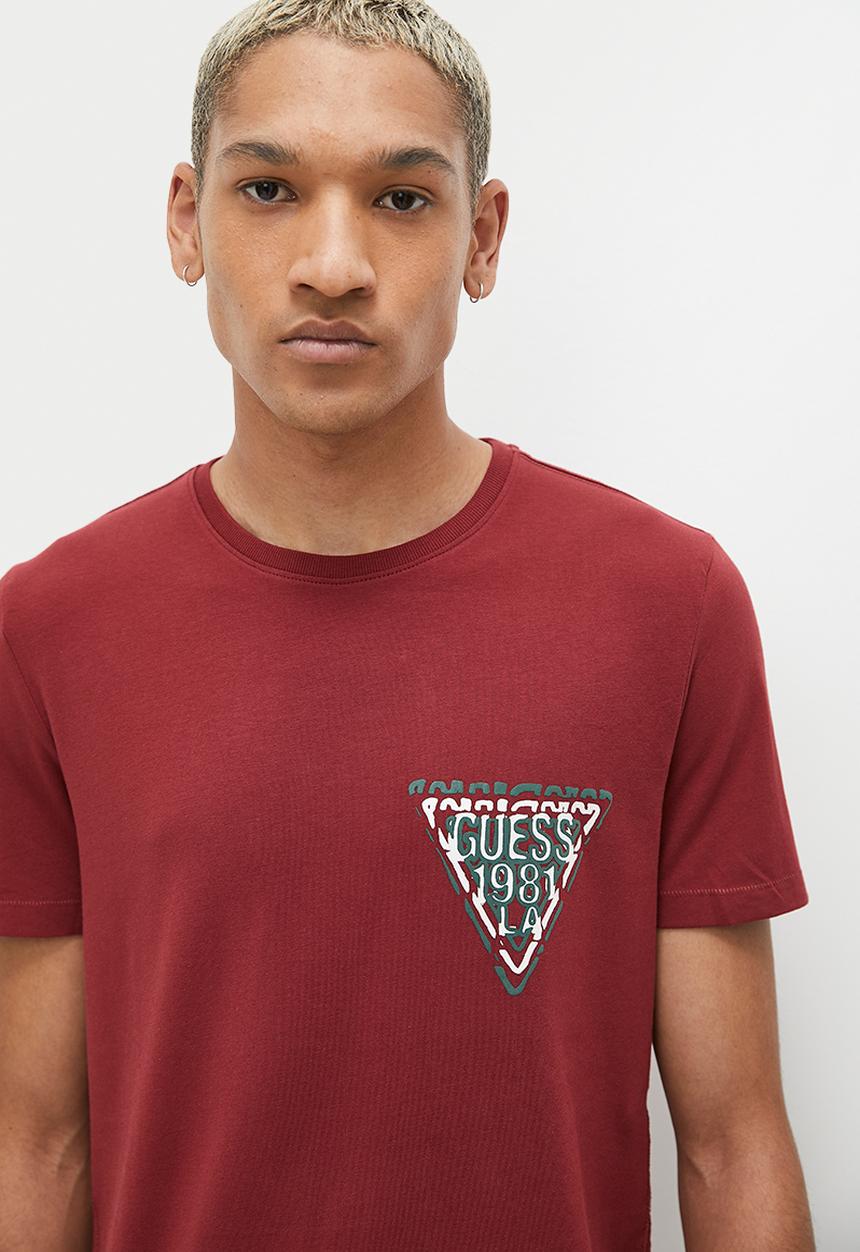 GUESS - Short sleeve cn puff small triangle tee - dark jam red