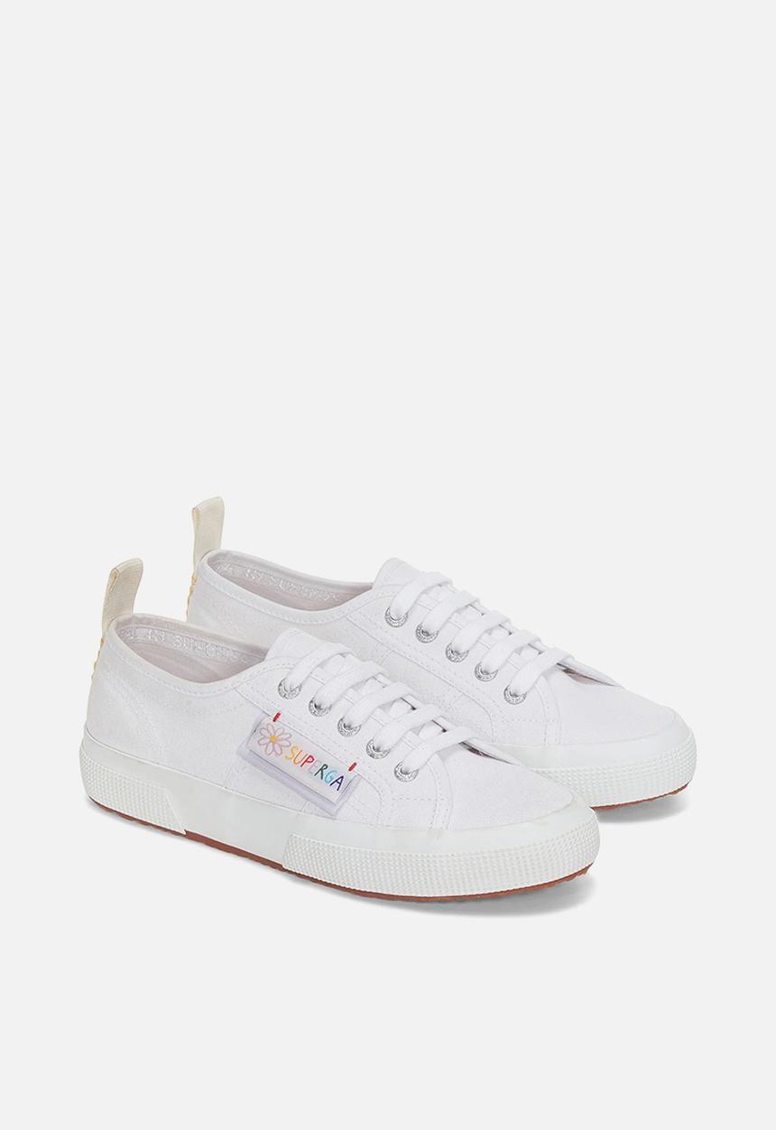SUPERGA - 2750 Happy label