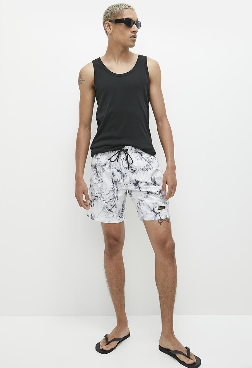 STYLE REPUBLIC - Marble printed swim short - black & white 