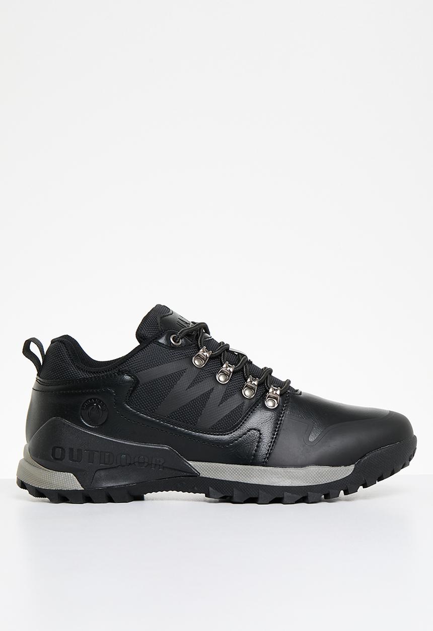 UrbanArt - Tatum 7 faux leather - black