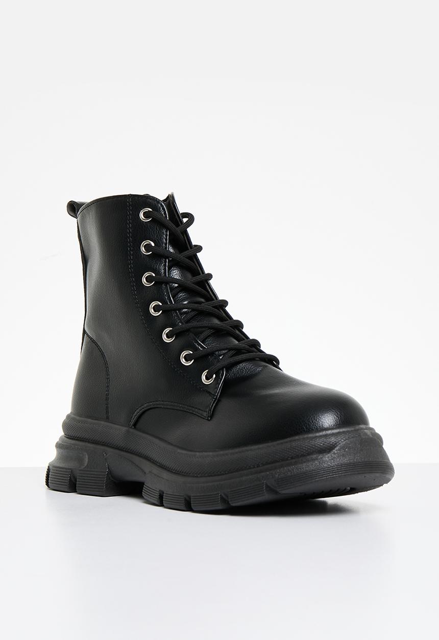 Superbalist - Athena lace up boot - black