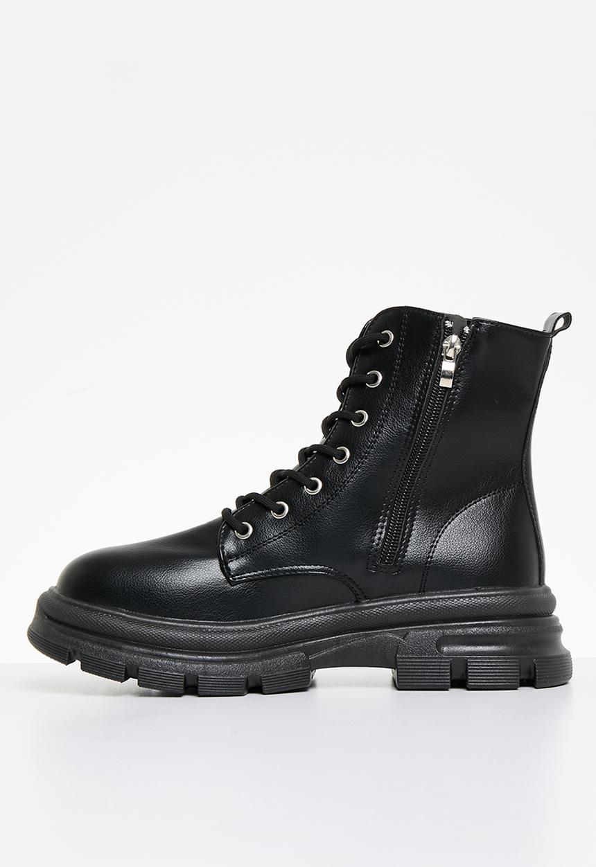 Superbalist - Athena lace up boot - black