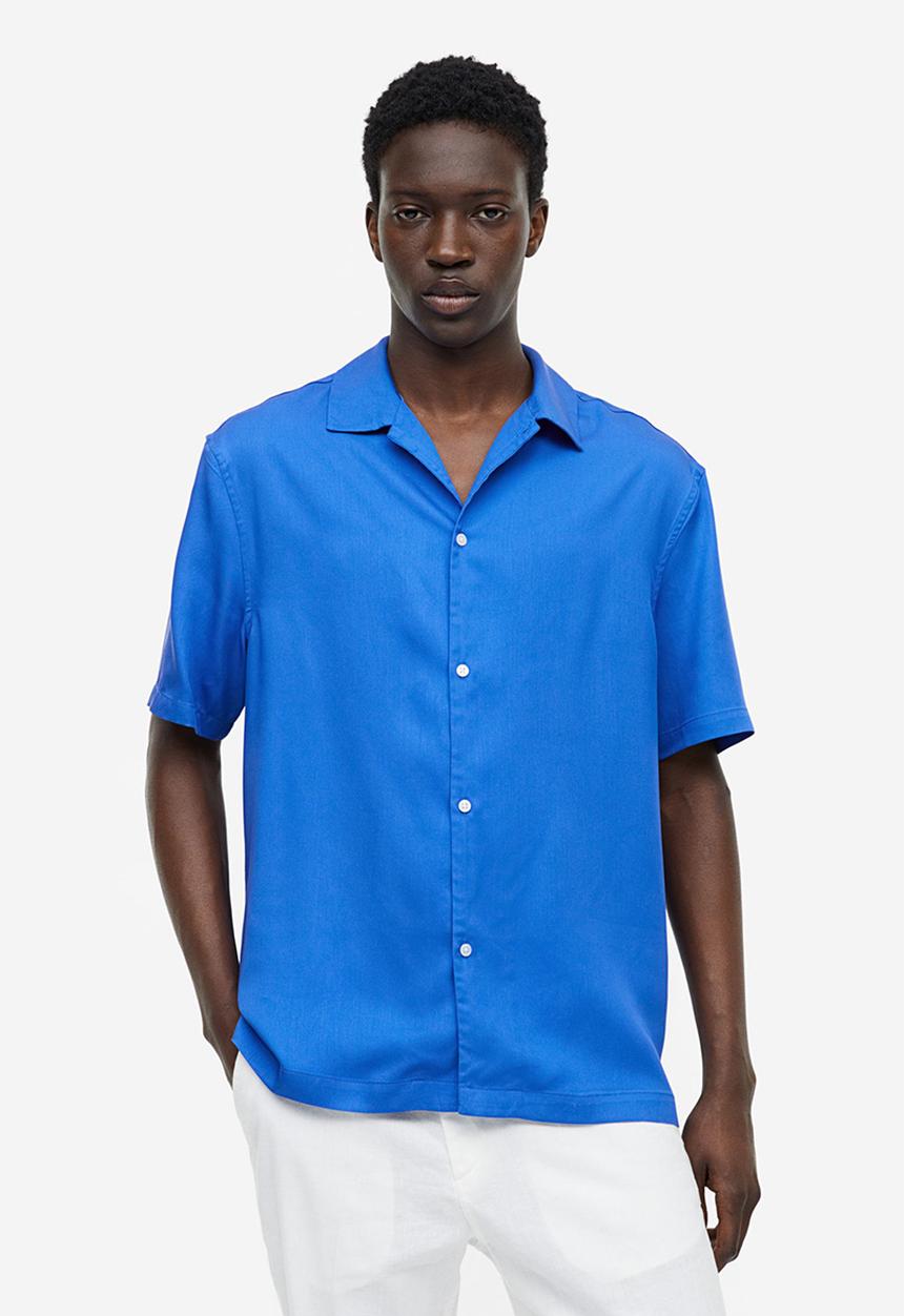 H&M - Regular fit short-sleeved lyocell shirt - bright blue