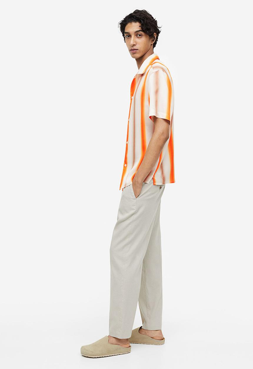 H&M - Regular fit short-sleeved lyocell shirt - orange white striped 